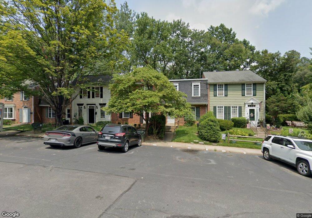 105 Scarborough Place, Charlottesville, VA 22903 - photo 1