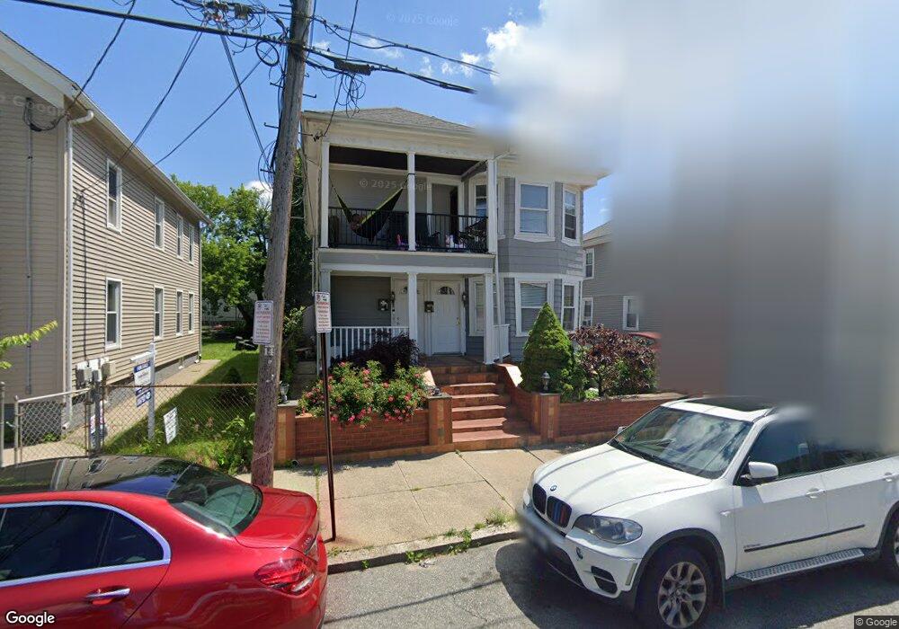 108 Sisson St, Pawtucket, RI 02860 - photo 1