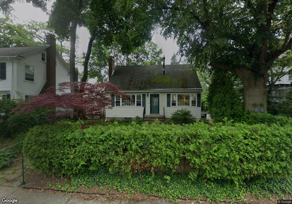 44 1/2 Burroughs St, Jamaica Plain, MA 02130 - photo 1