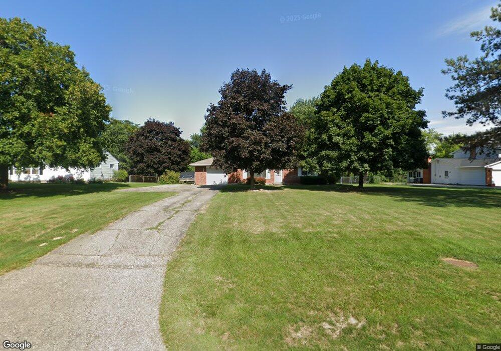 3033 Curtis Dr, Flint, MI 48507 - photo 1