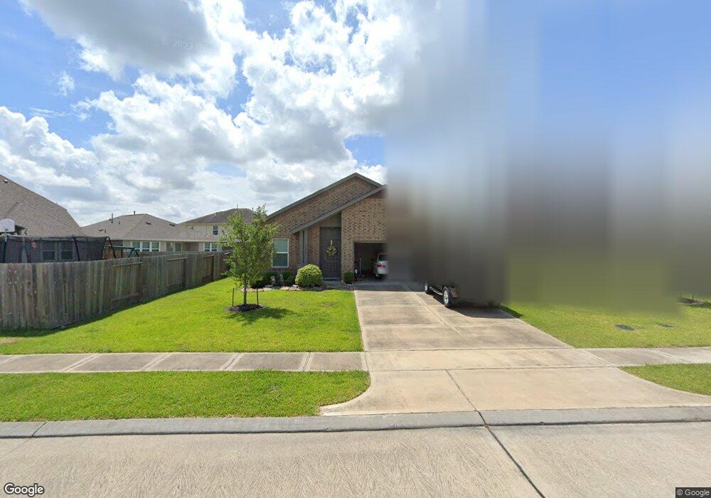 2070 Lepper St, Alvin, TX 77511 - photo 1