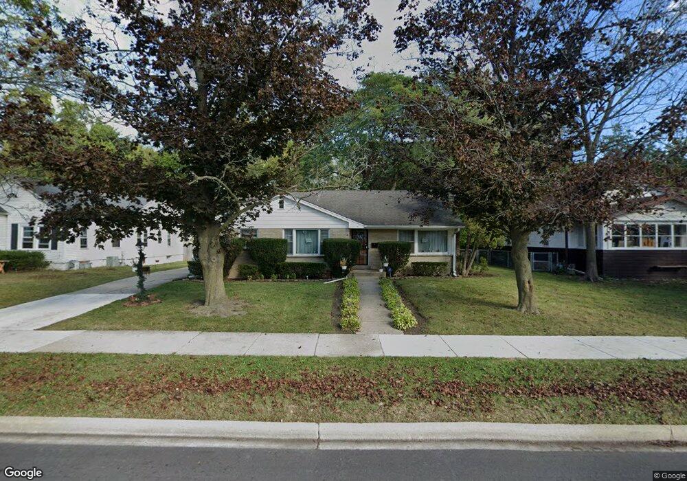 541 Judge Ave, Waukegan, IL 60085 - photo 1