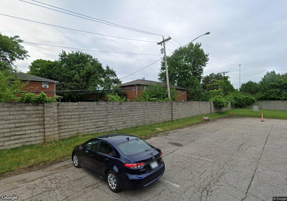 5845 Arborwood Dr, Columbus, OH 43229 - photo 1