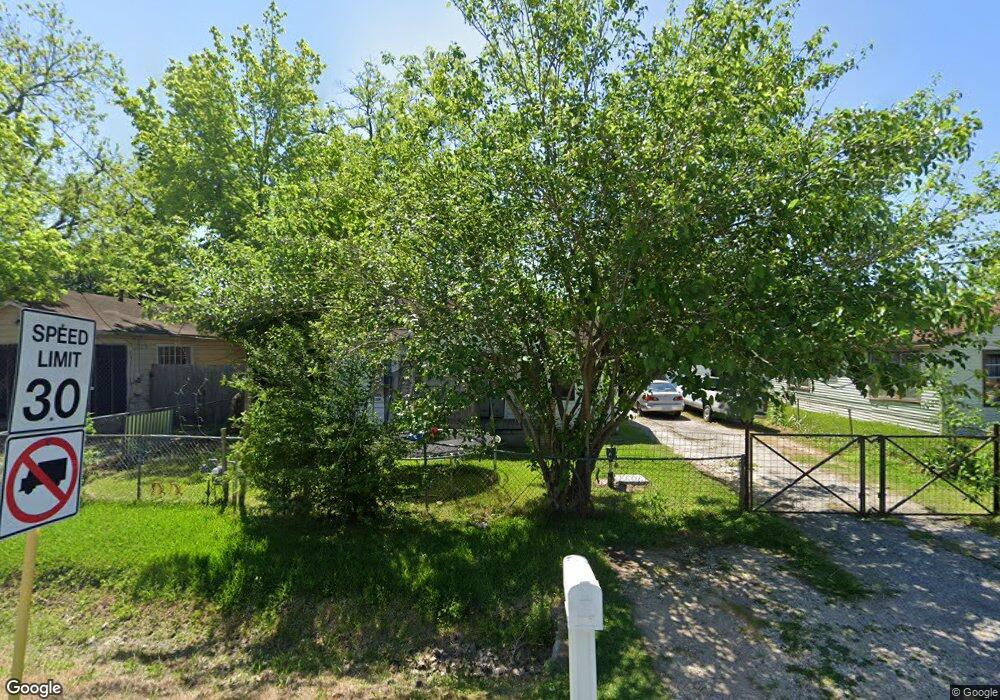 11647 Illene Dr, Houston, TX 77093 - photo 1