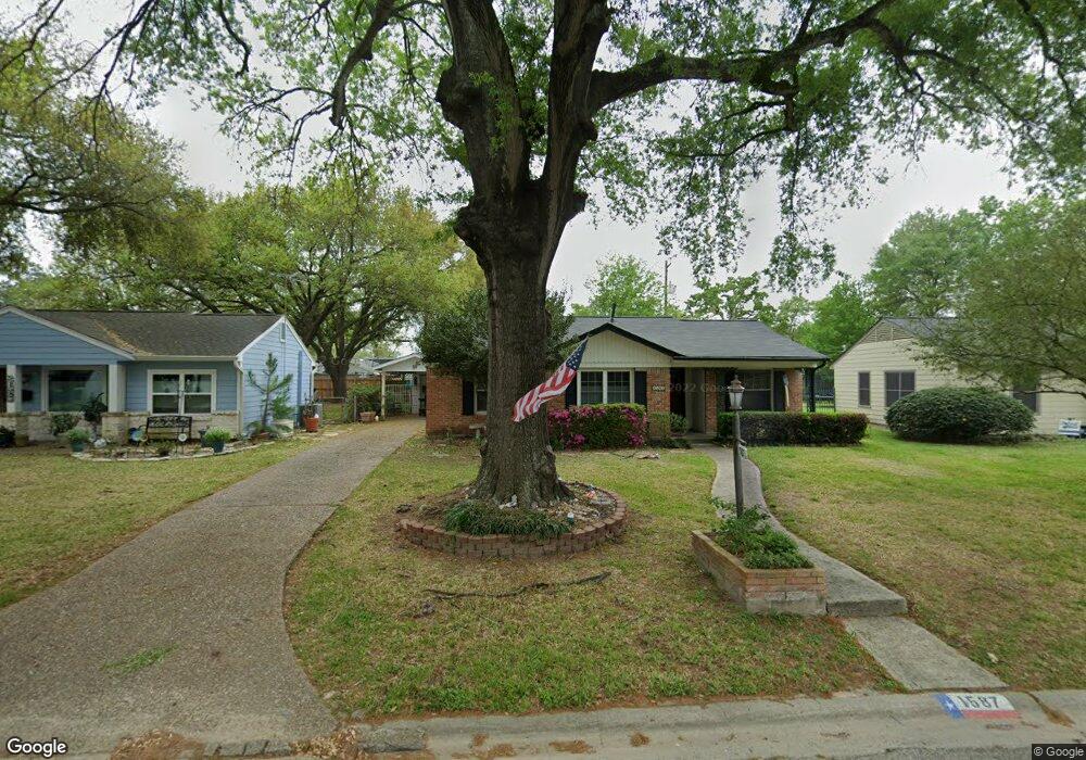 1587 Hewitt Dr, Houston, TX 77018 - photo 1
