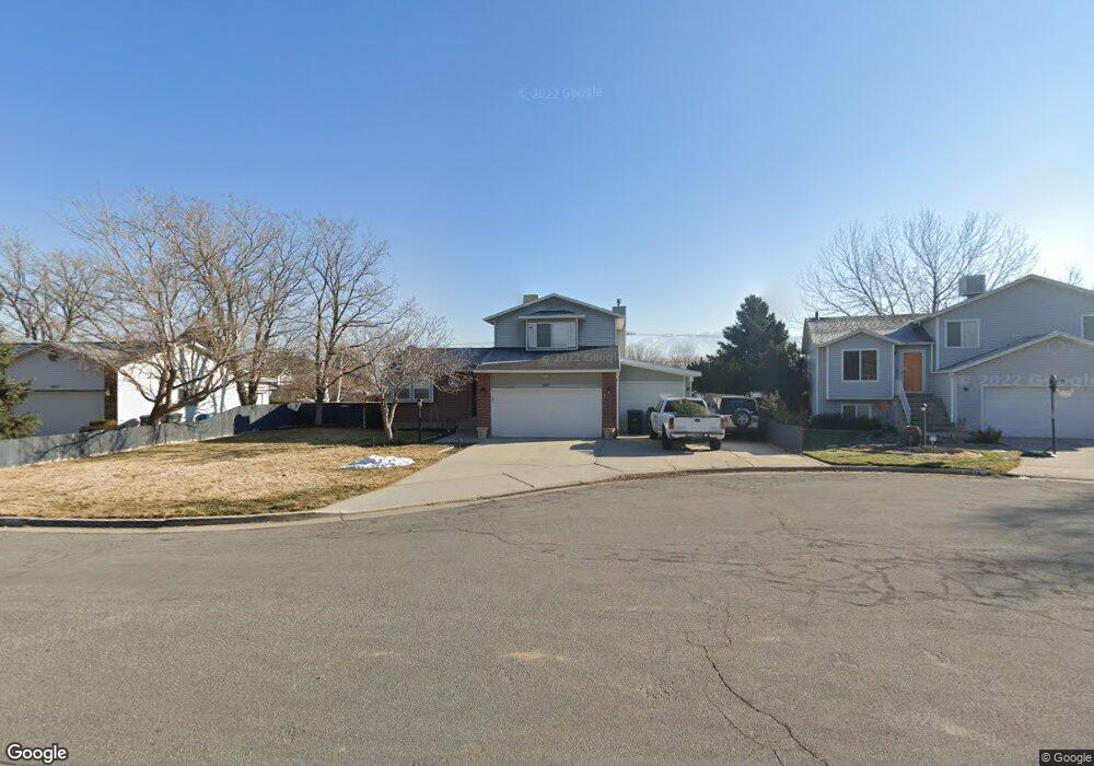 10071 S McNaughton Cr, South Jordan, UT 84095 - photo 1
