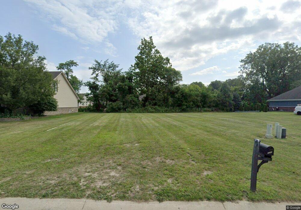 23227 Waterview Dr, New Boston, MI 48164 - photo 1