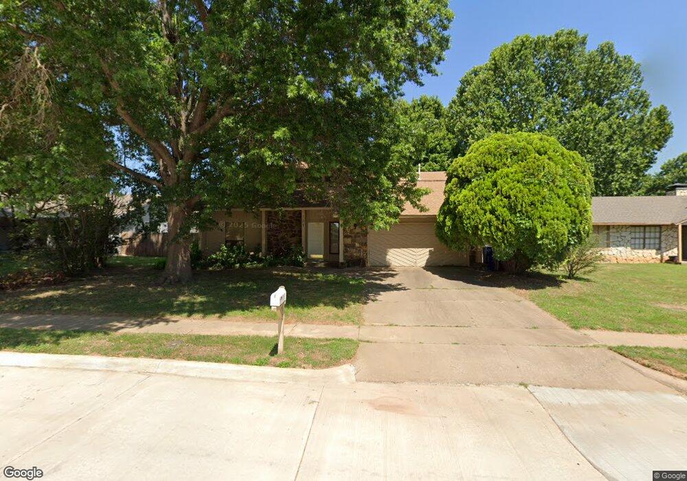 5721 S Cedar Ave, Broken Arrow, OK 74011 - photo 1