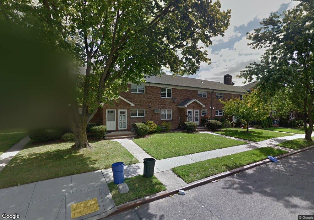 5607 Utopia Pkwy, Fresh Meadows, NY 11365 - photo 1