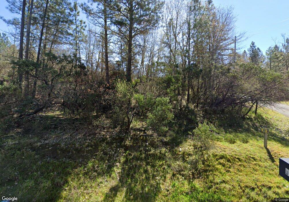 577 Robertson Bridge Rd, Grants Pass, OR 97526 - photo 1