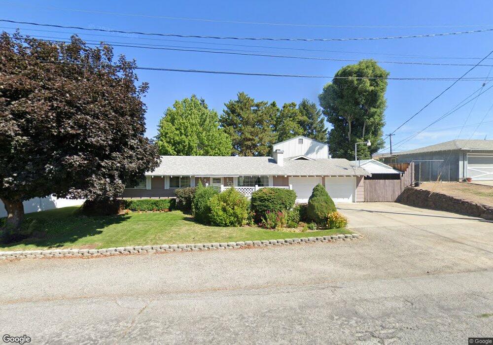 991 2nd St SE, East Wenatchee, WA 98802 - photo 1