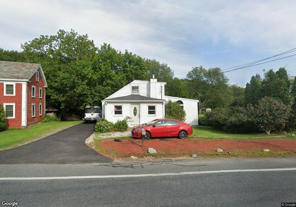 731 S Main St, Bellingham, MA 02019 - photo 1