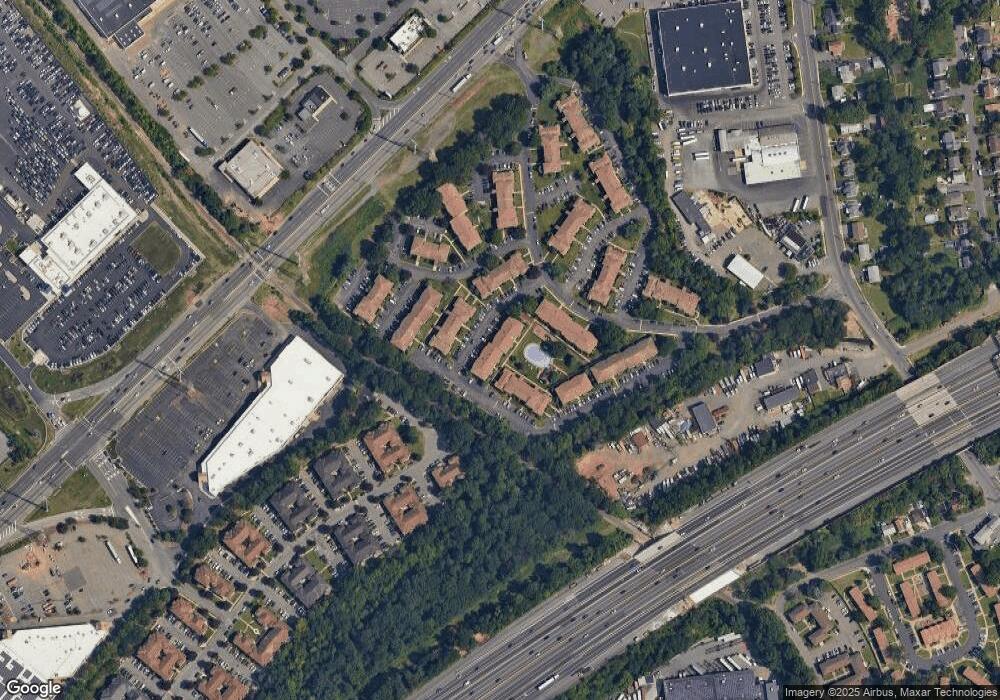 912 Edison Glen Terrace unit 912, Edison, NJ 08837 - photo 1