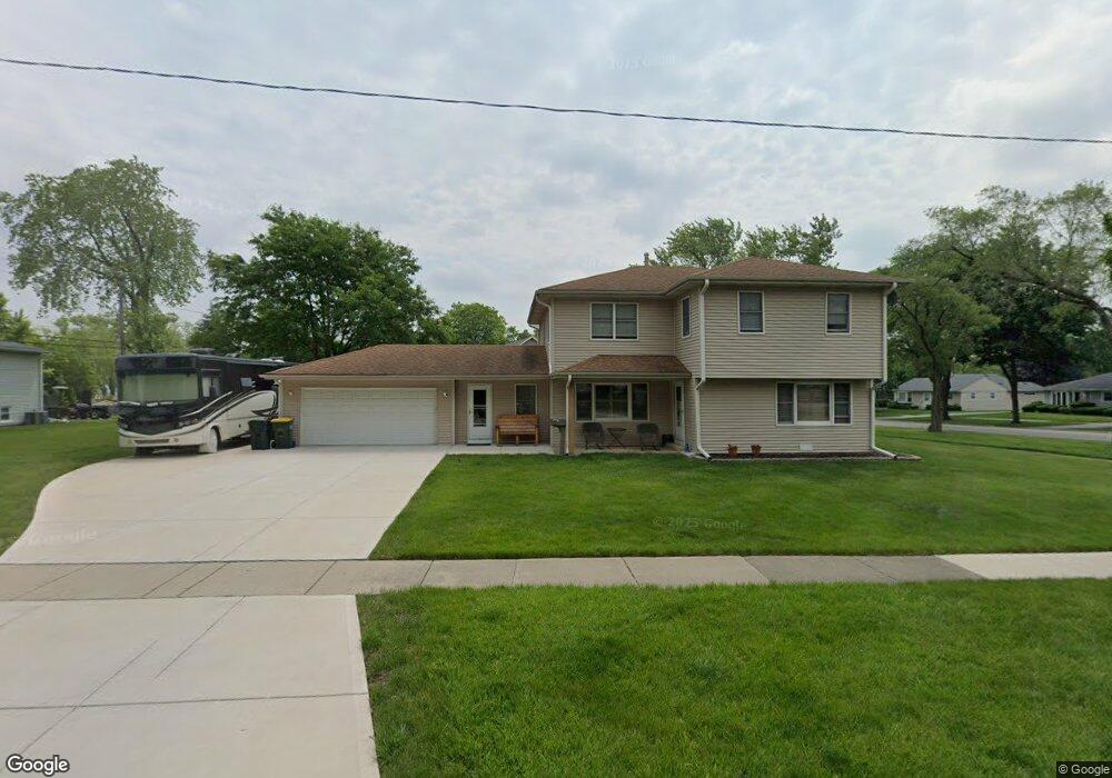 2502 Robin Ln, Rolling Meadows, IL 60008 - photo 1