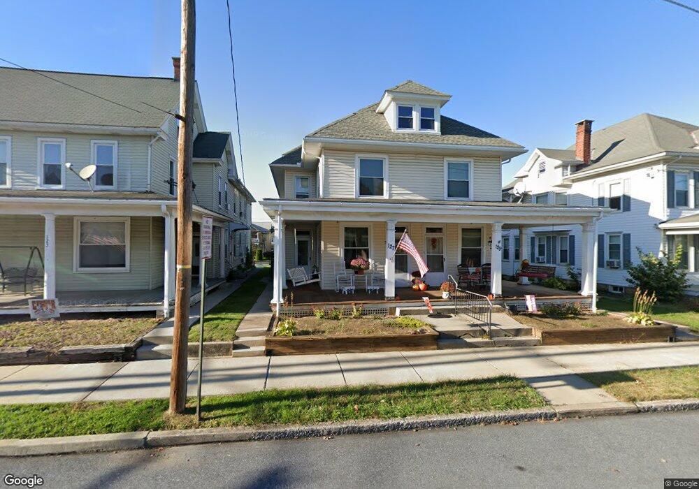 127 E Maple St, Palmyra, PA 17078 - photo 1