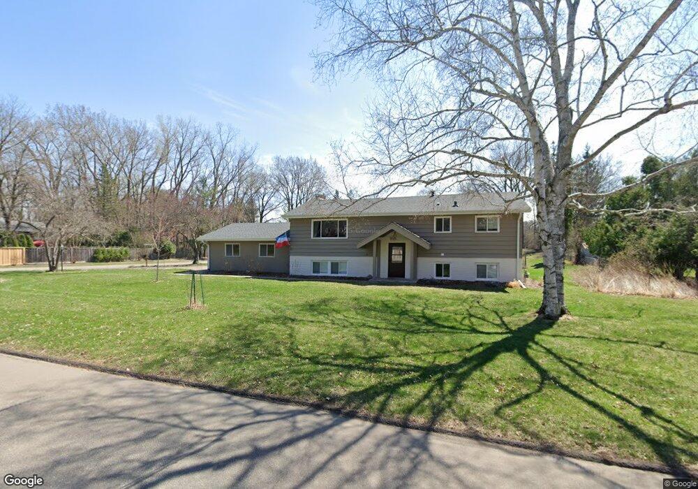 18915 Hanus Rd, Minnetonka, MN 55345 - photo 1