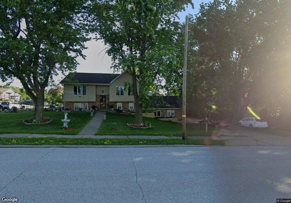 102 E 46th St unit 104, Davenport, IA 52806 - photo 1