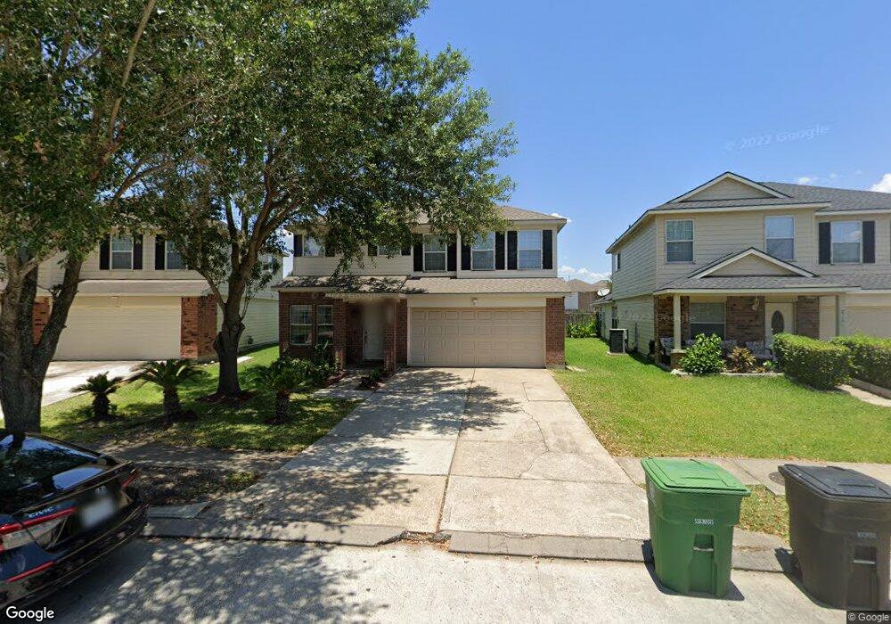 8711 Danbury Hollow Ln, Houston, TX 77075 - photo 1