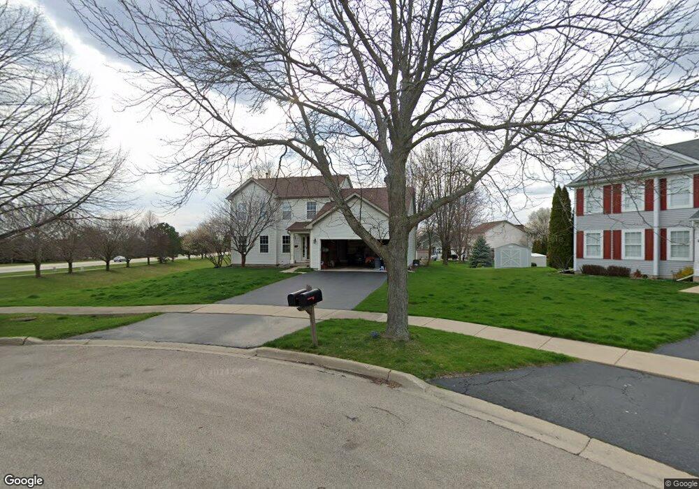 182 White Oak Dr, North Aurora, IL 60542 - photo 1