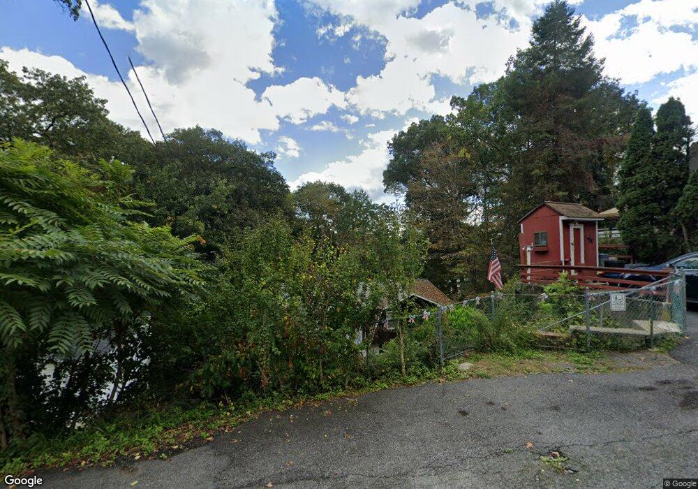 341 Lake Dr, Lake Peekskill, NY 10537 - photo 1