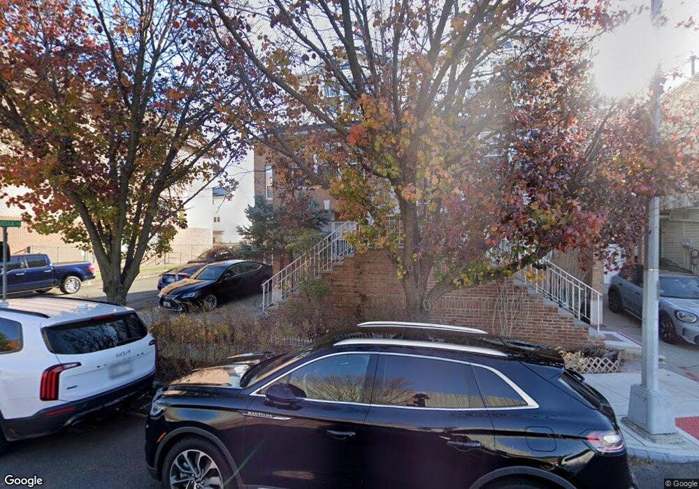 115 Essex Dr, Staten Island, NY 10314 - photo 1