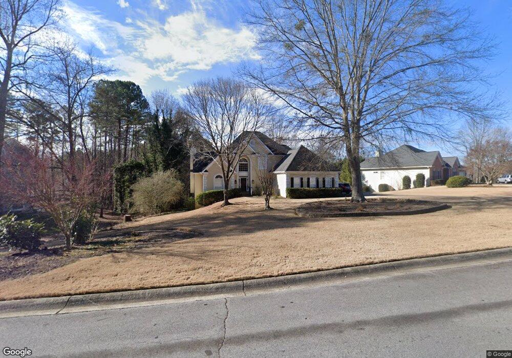 5770 Windchase Dr, Buford, GA 30518 - photo 1