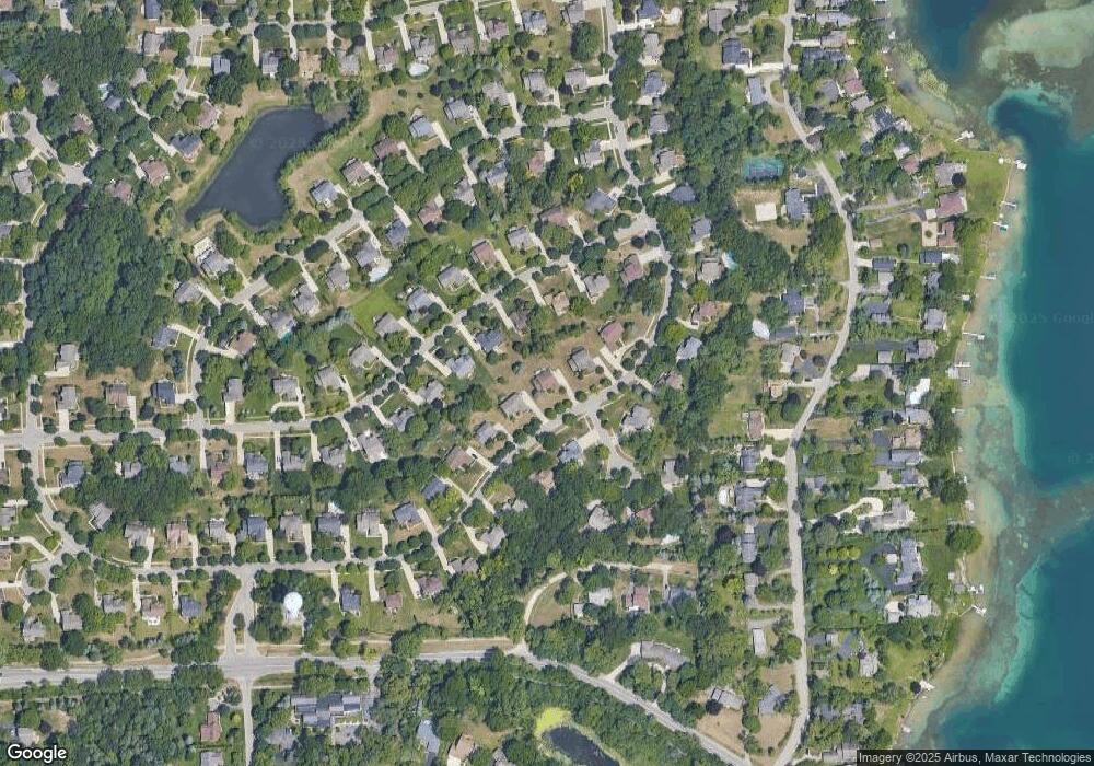 2830 West Bloomfield Oaks Dr, West Bloomfield, MI 48324 - photo 1