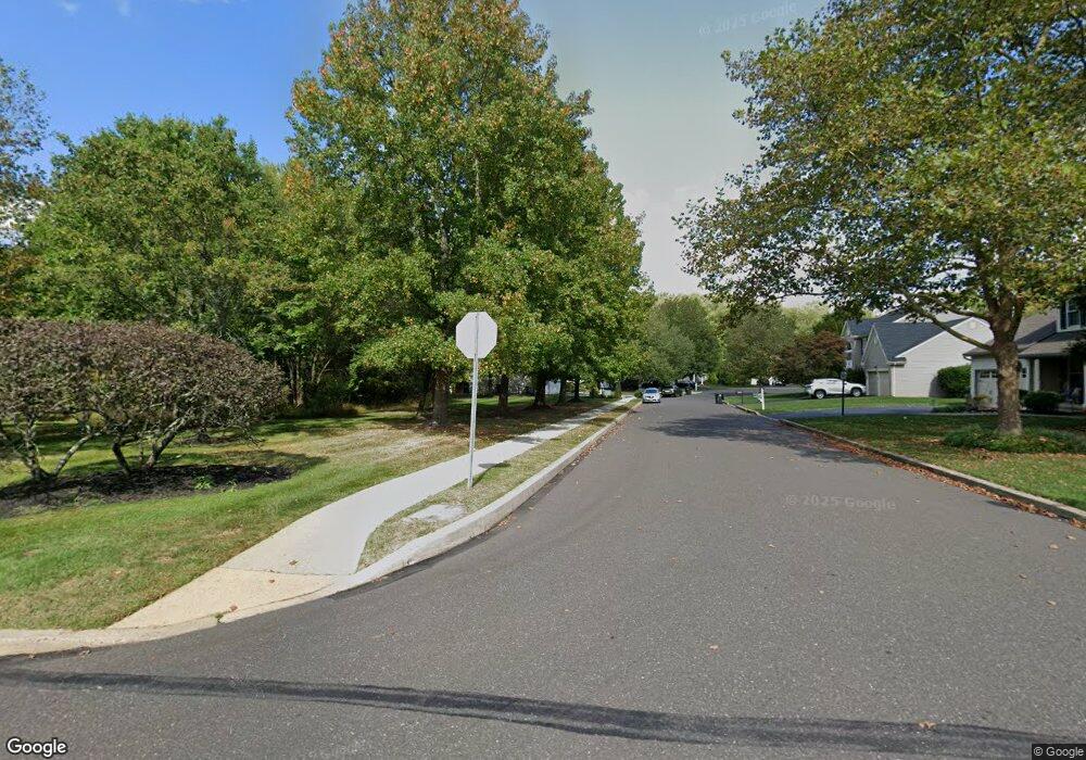 5008 E Oakview Ct, Doylestown, PA 18902 - photo 1