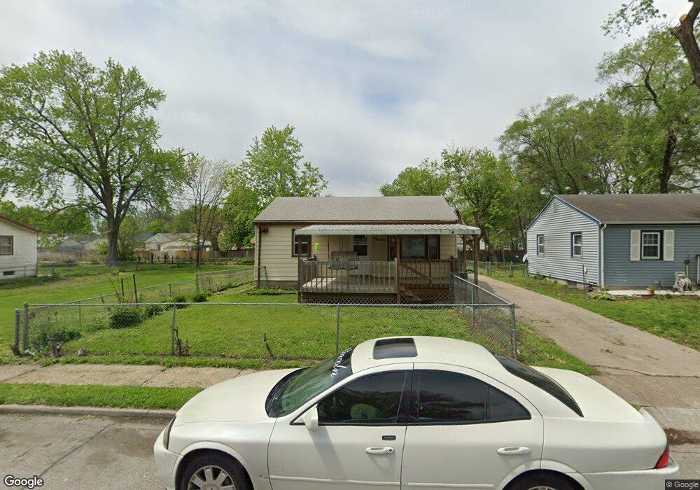 834 E 23rd St, Des Moines, IA 50317 - photo 1