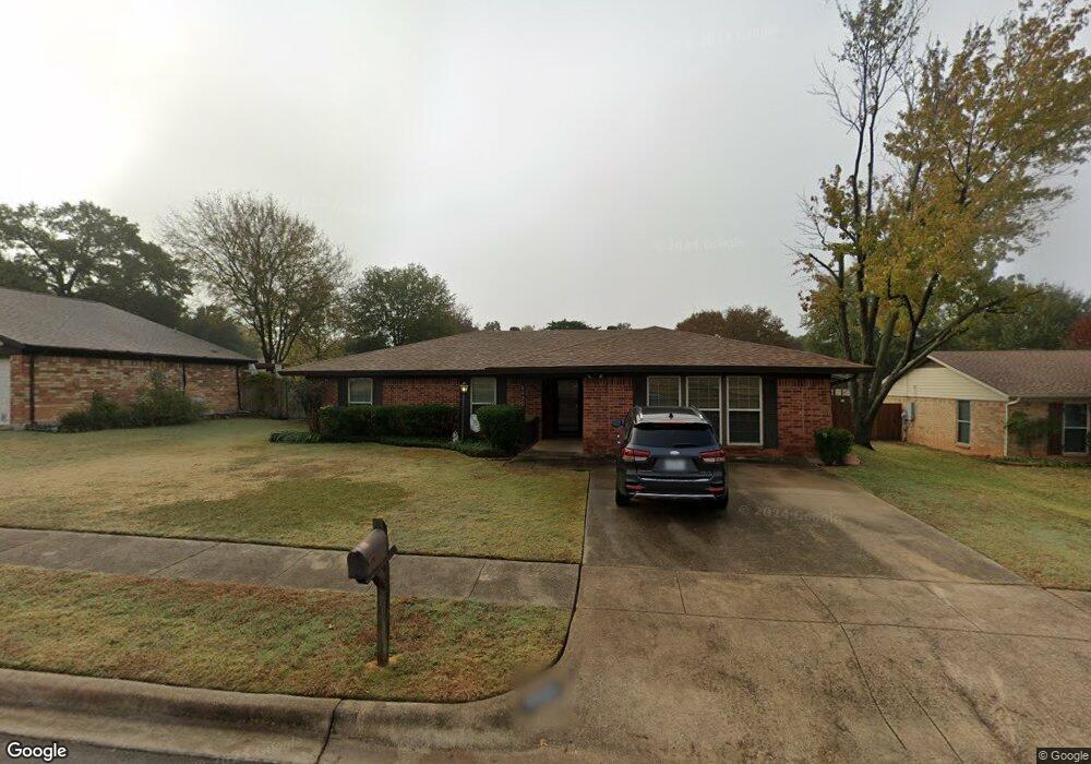 8520 Royal Ridge Dr, North Richland Hills, TX 76182 - photo 1