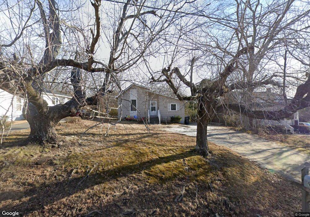 915 Raleigh St, Oxford, NC 27565 - photo 1