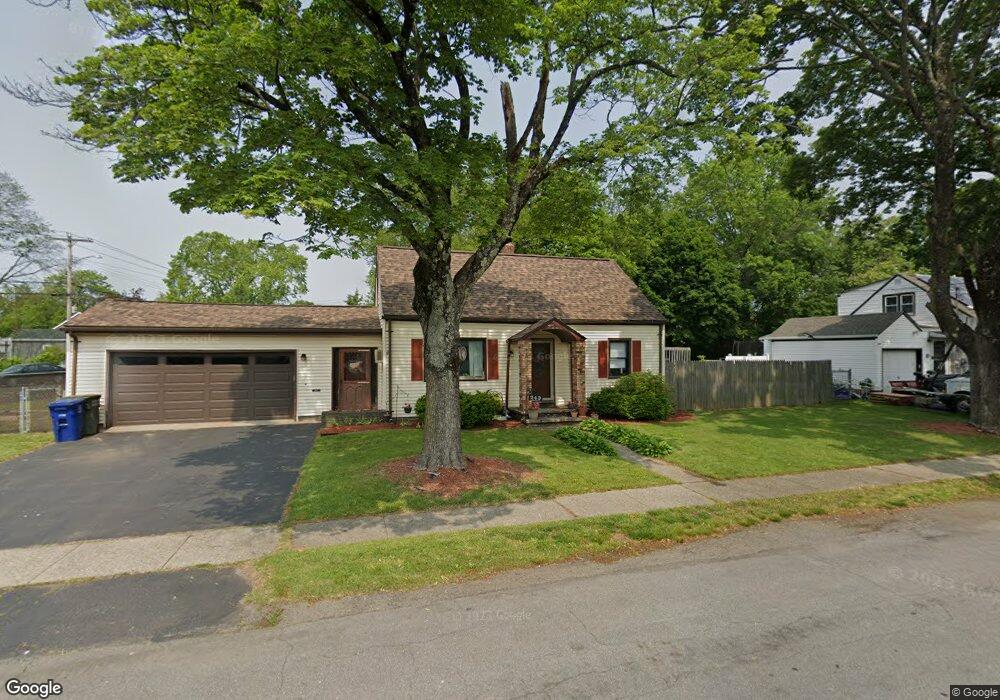 243 Roger Williams Rd, Bridgeport, CT 06610 - photo 1