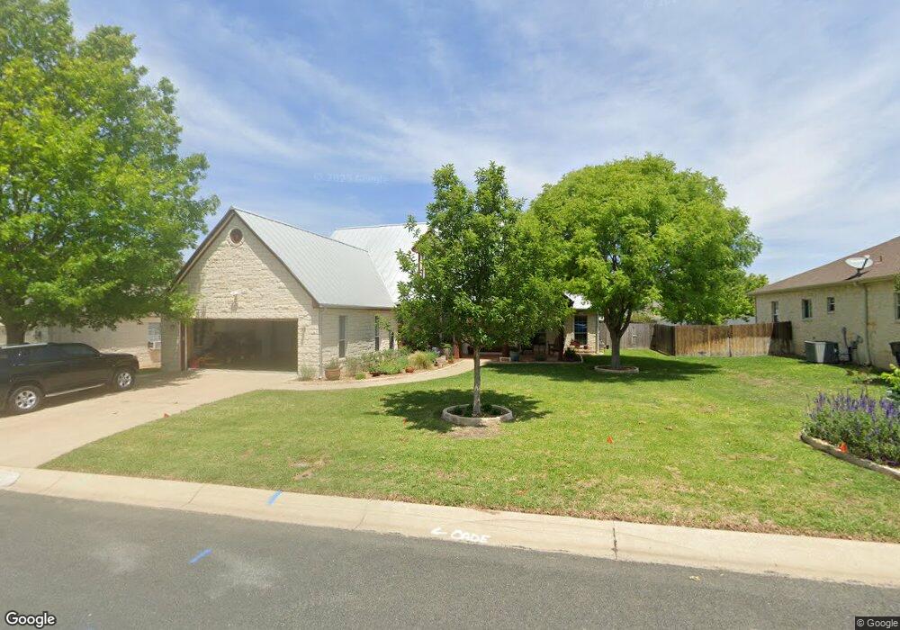 608 Persimmon Ct, Fredericksburg, TX 78624 - photo 1