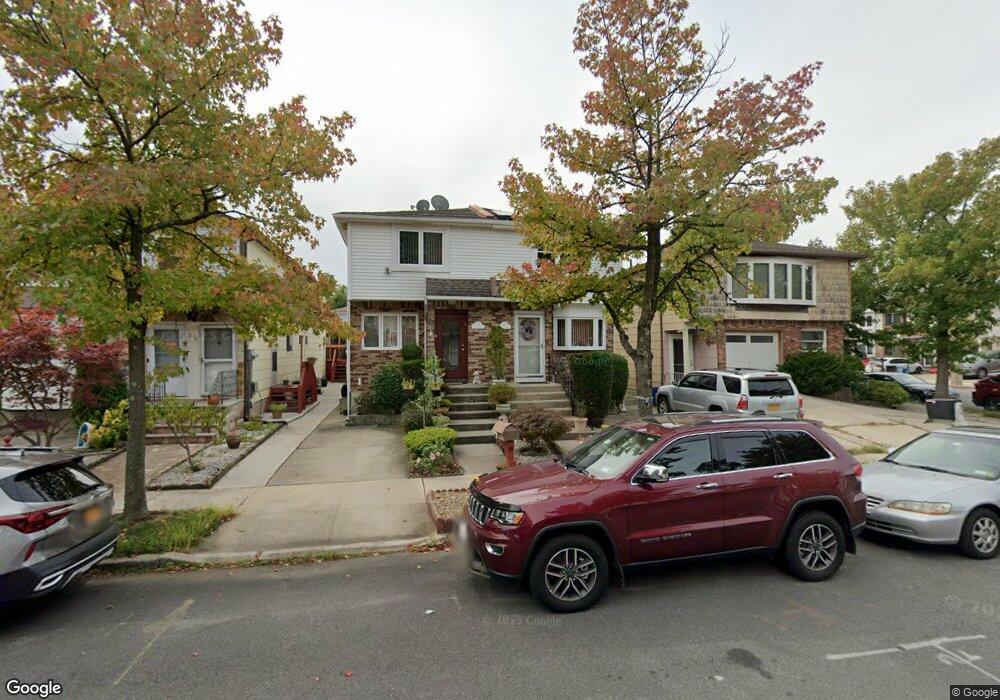 32 Luke Ct, Staten Island, NY 10306 - photo 1