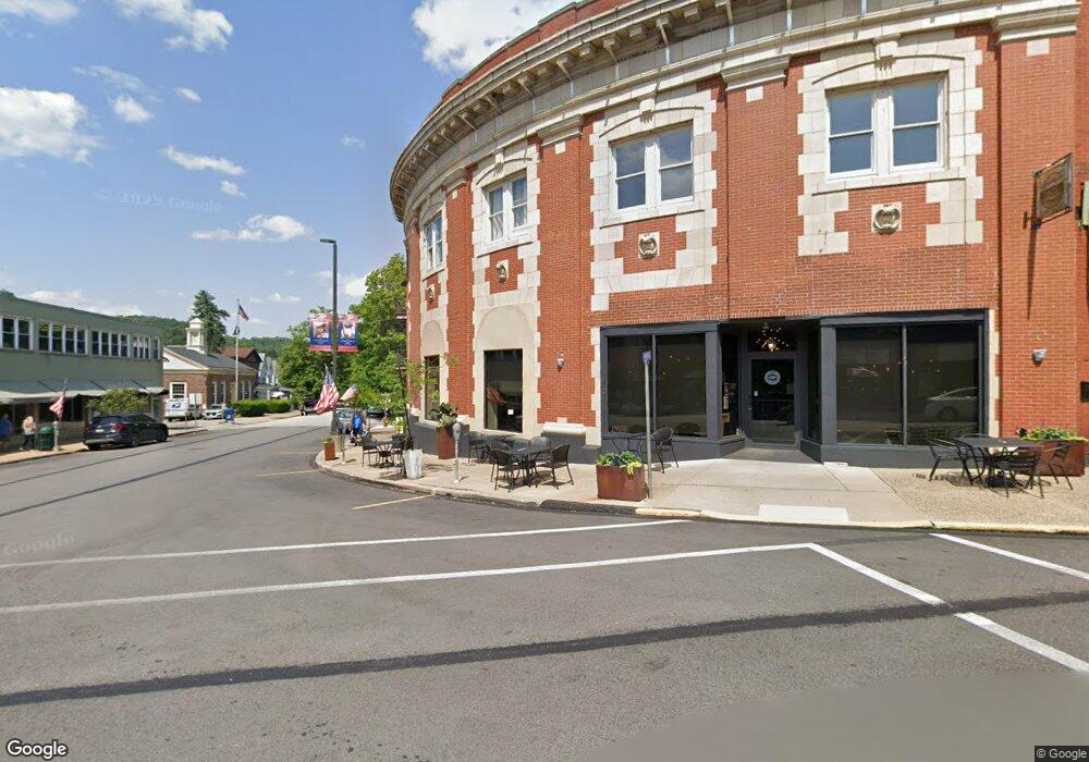 133 Grant Ave, Vandergrift, PA 15690 - photo 1