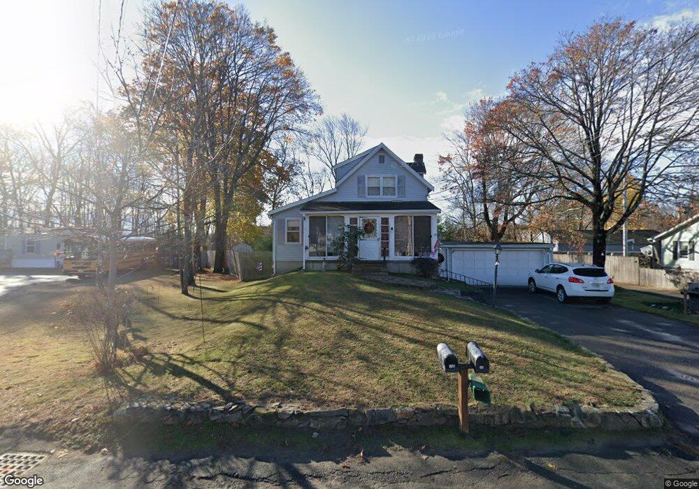 18 Railroad Ave, Seabrook, NH 03874 - photo 1