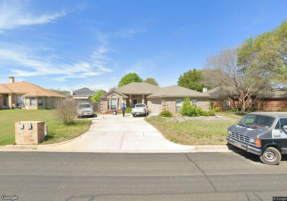 205 Willow Creek Dr, Weatherford, TX 76085 - photo 1