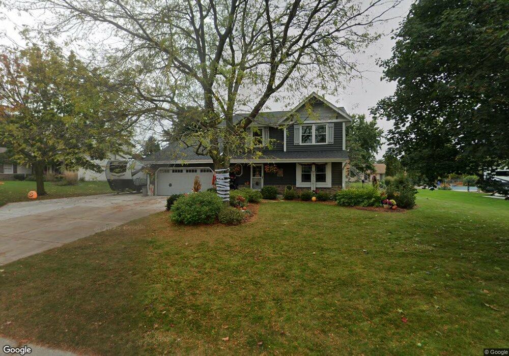 W161N10653 Fieldstone Pass, Germantown, WI 53022 - photo 1