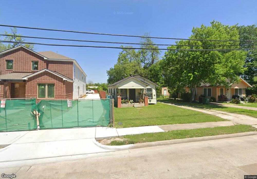 6022 W Montgomery Rd, Houston, TX 77091 - photo 1