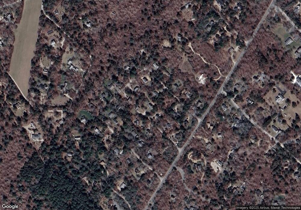 19 Holly Ln, Vineyard Haven, MA 02568 - photo 1