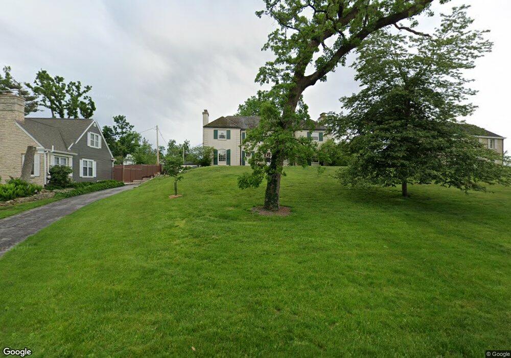 2209 Blake Blvd SE, Cedar Rapids, IA 52403 - photo 1