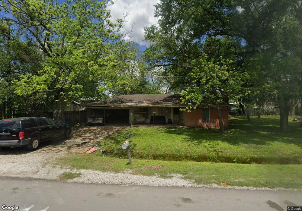 2001 Lone Oak Rd, Houston, TX 77093 - photo 1