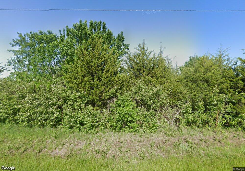 8729 SW Wanamaker Rd, Wakarusa, KS 66546 - photo 1