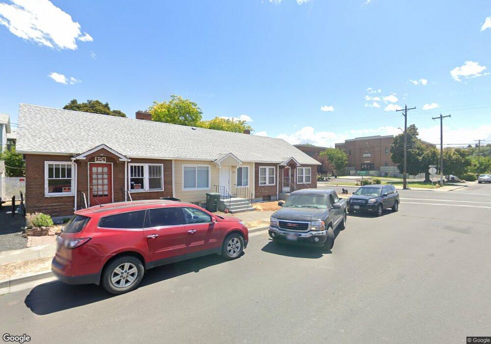 224 SW 6th St, Pendleton, OR 97801 - photo 1