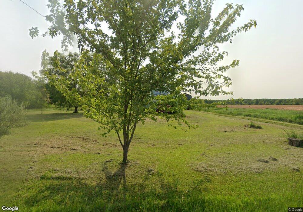 3376 Middle Rd, Conneaut, OH 44030 - photo 1