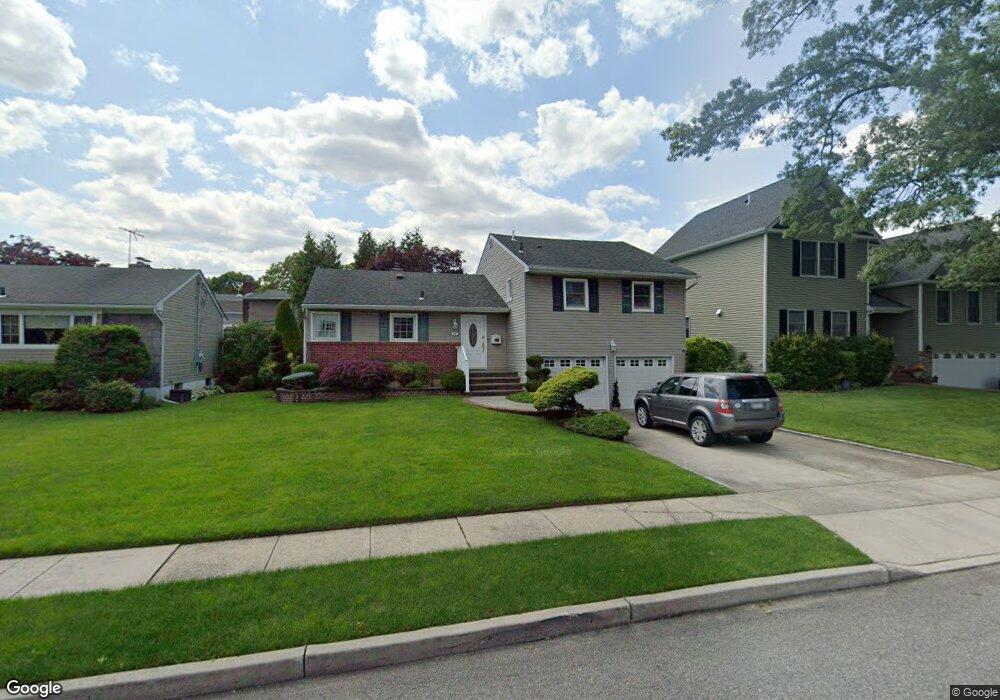 32 Maple St, Garden City, NY 11530 - photo 1