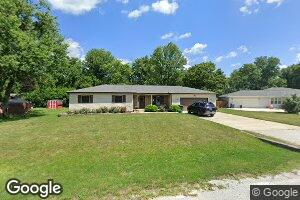 304 Pershing Ct E, Philo, IL 61864