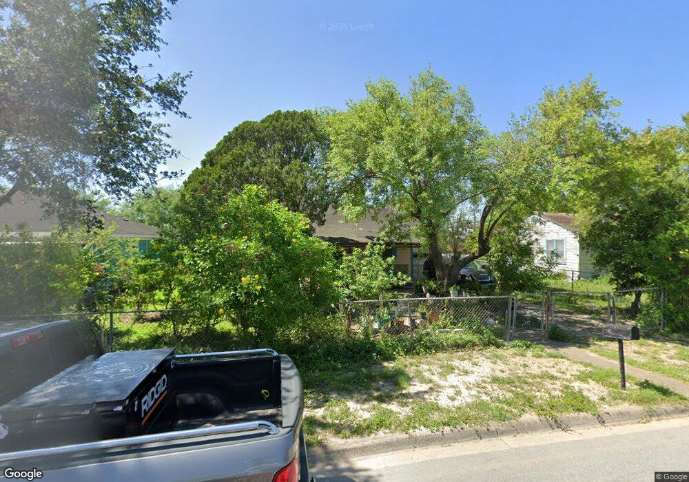 206 E Emil St, Pharr, TX 78577 - photo 1