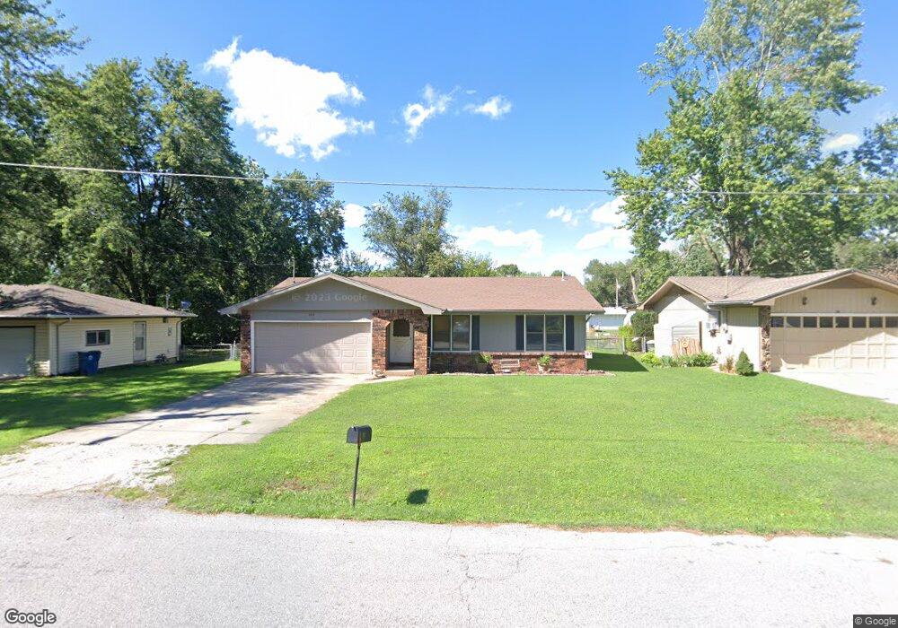 203 W Mcconnell St, Nixa, MO 65714 - photo 1