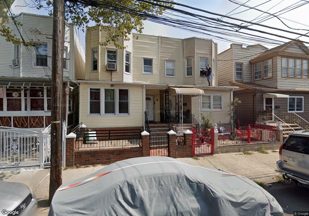 10129 107th St, Ozone Park, NY 11416 - photo 1